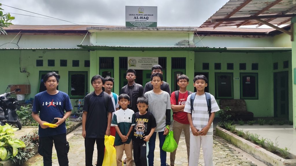 Panti Asuhan Alhaq Bontang (22)